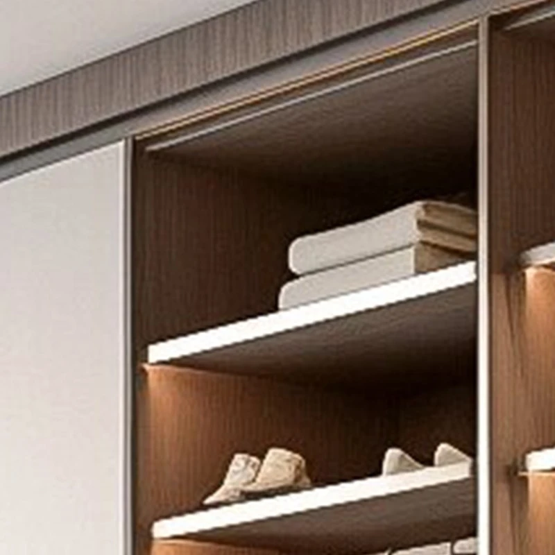 Italian-style minimalist white walk-in closet (3)