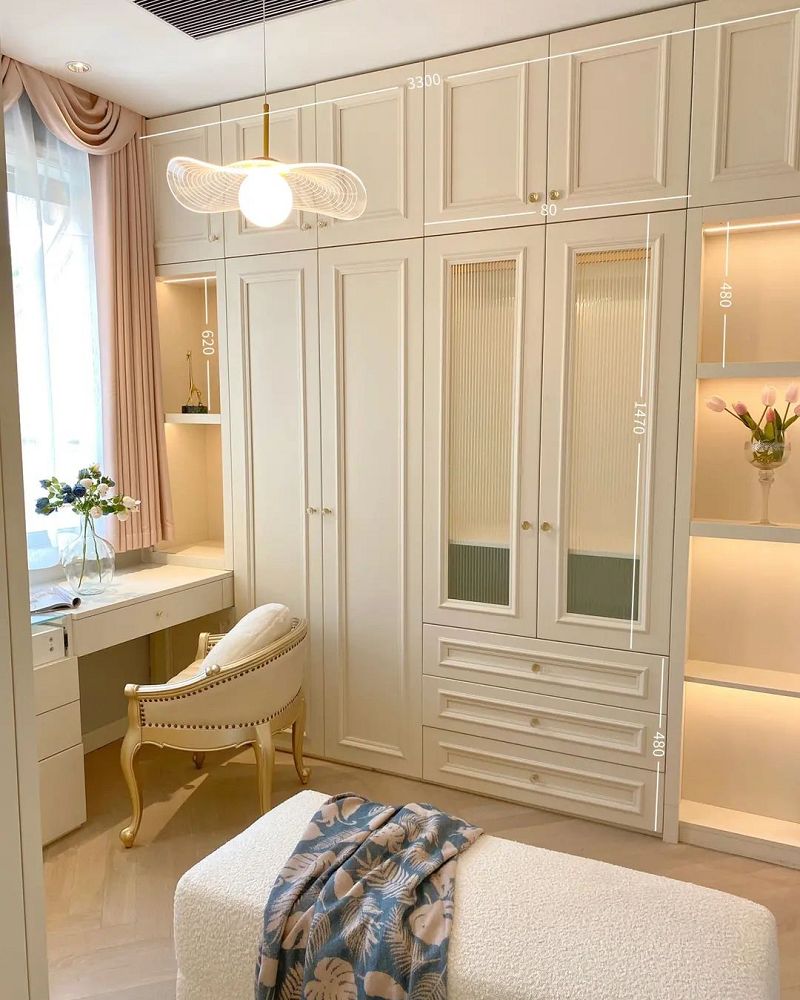 French vintage arched doorway walk-in closet001 French vintage arched doorway walk-in closet001