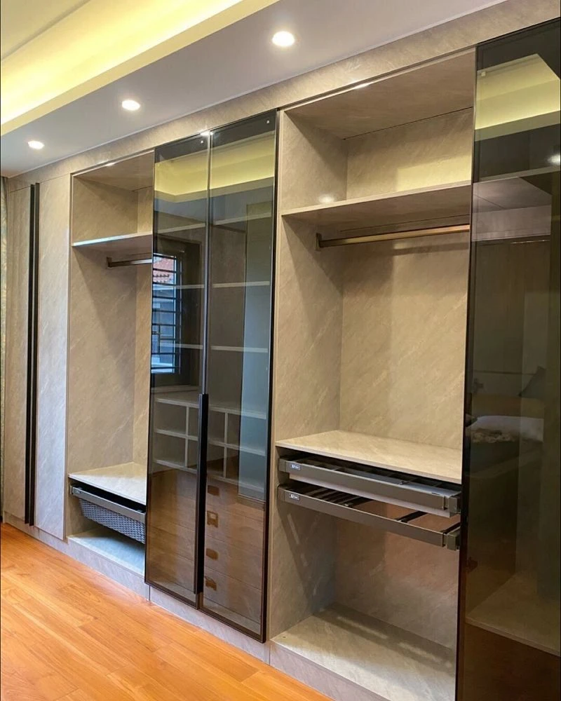 bottom drawers combined with tall wardrobe doors001 bottom drawers combined with tall wardrobe doors001