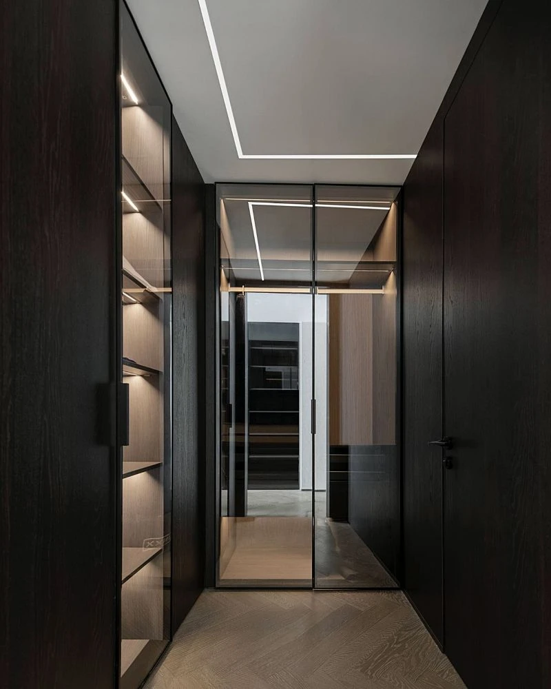 corridor walk-in closet black wood wardrobe001 corridor walk-in closet black wood wardrobe001