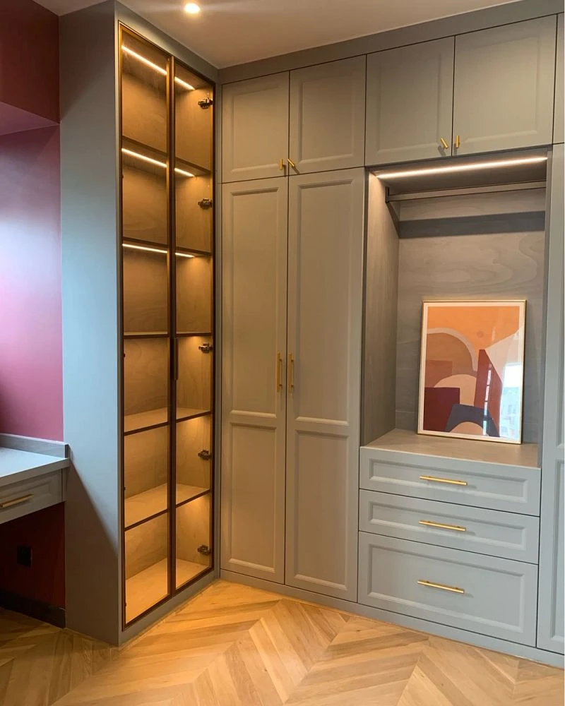 French-style gray walk-in closet001 French-style gray walk-in closet001
