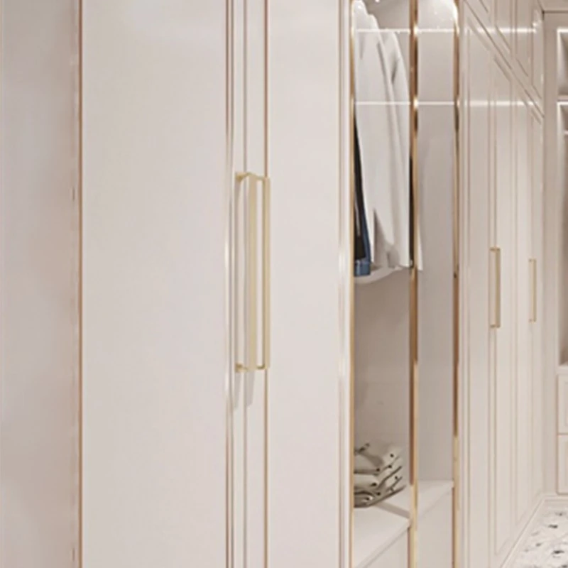 walk-in closet French luxury style (2)